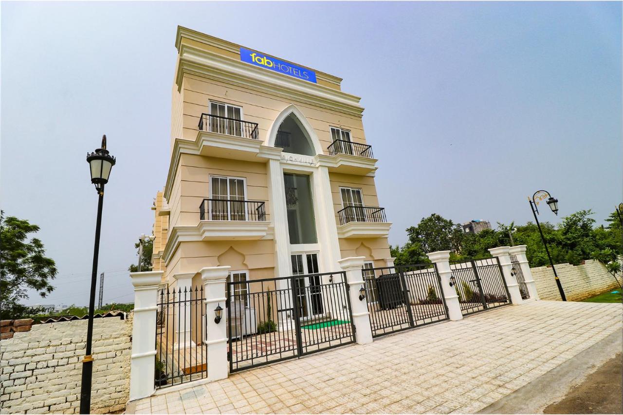 Fabhotel K9 Villa Λουντιάνα Εξωτερικό φωτογραφία